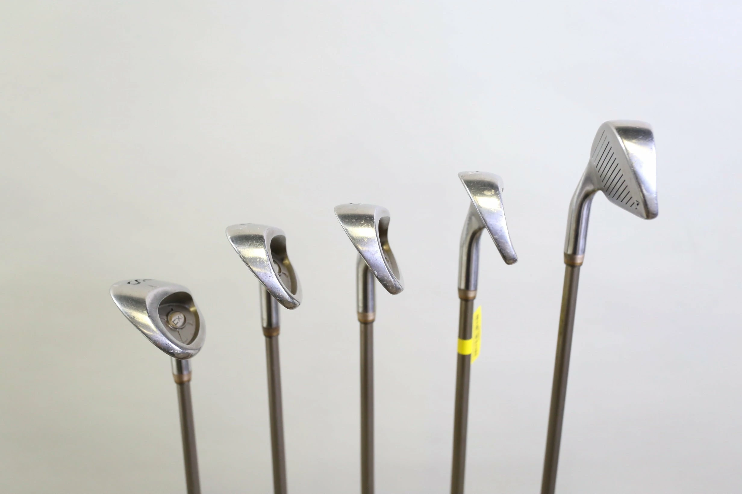 Cobra CXI 4, 7-9, SW Iron Set RH +0.5 In Cobra Graphite Shafts Ladies Flex - Image 3