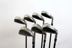 Cleveland 588 Altitude 4-PW Iron Set RH Cleveland ActionLite Graphite Seniors
