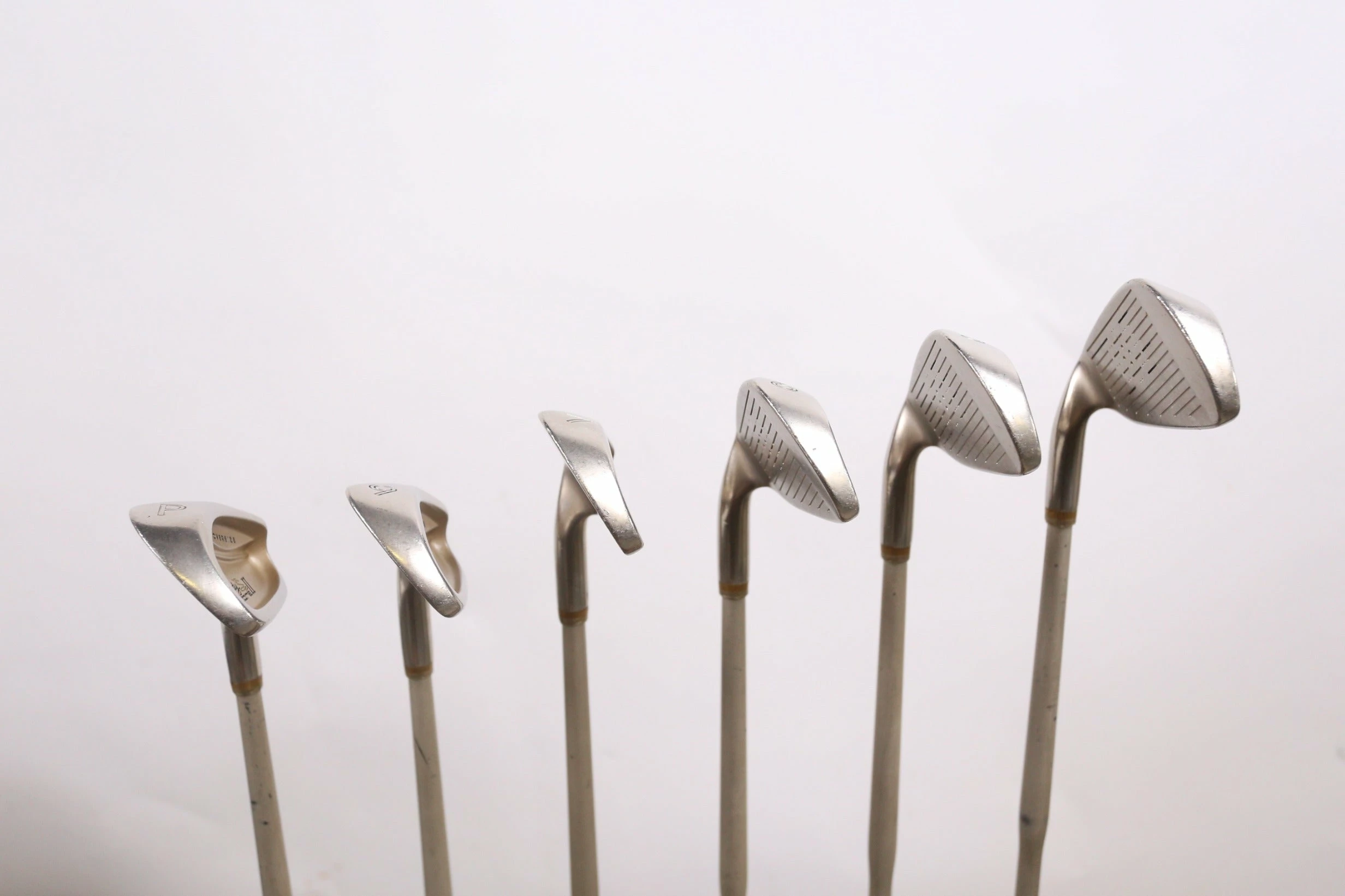 Cobra LADY COBRA 2 OVERSIZE 4-7, 9-PW Iron Set RH -0.5 In Graphite Ladies Flex - Image 3