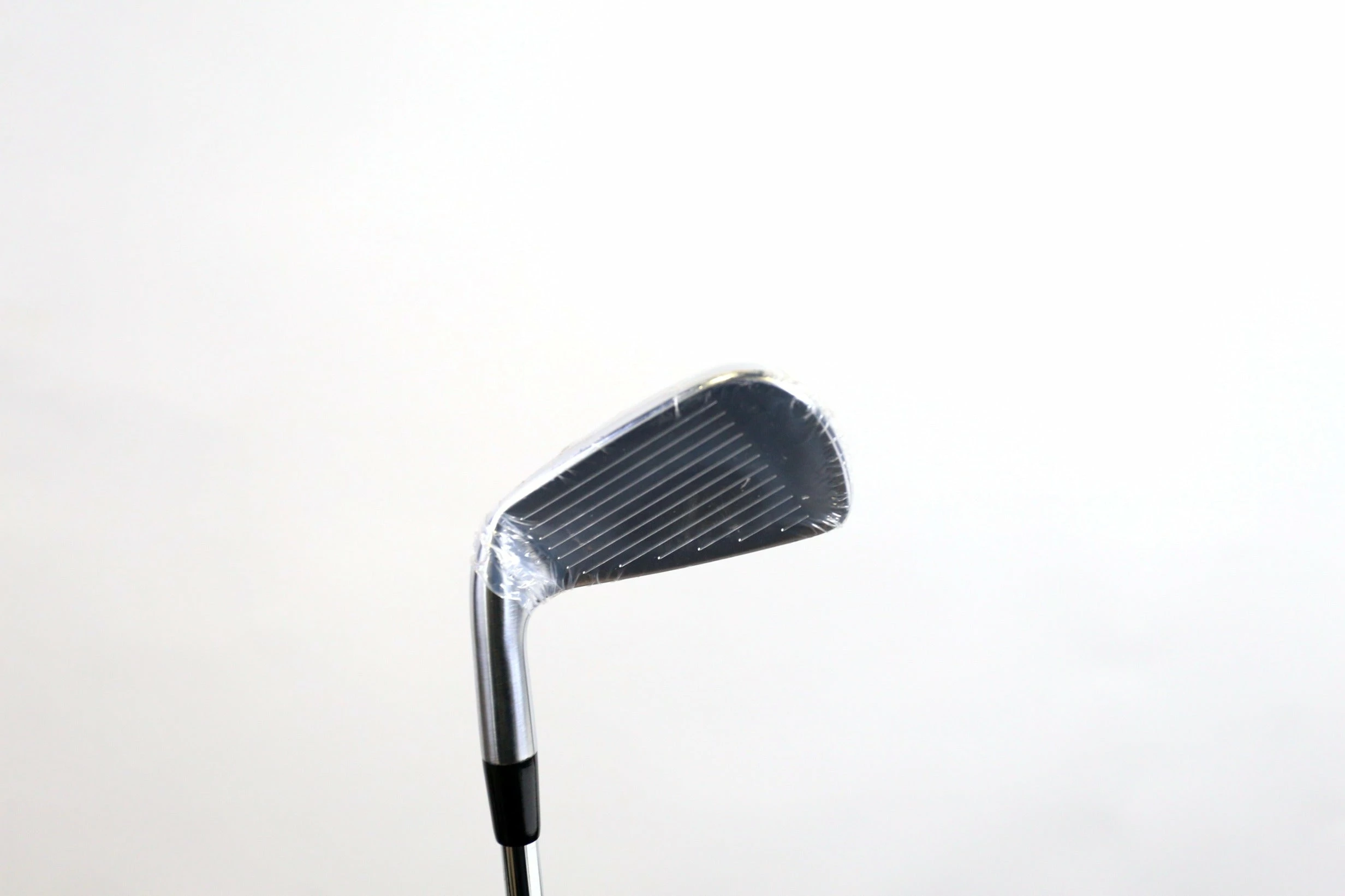 Titleist CB 714 Forged 4 Iron RH 38.5 In DG S300 Steel Shaft Stiff Flex - Image 5
