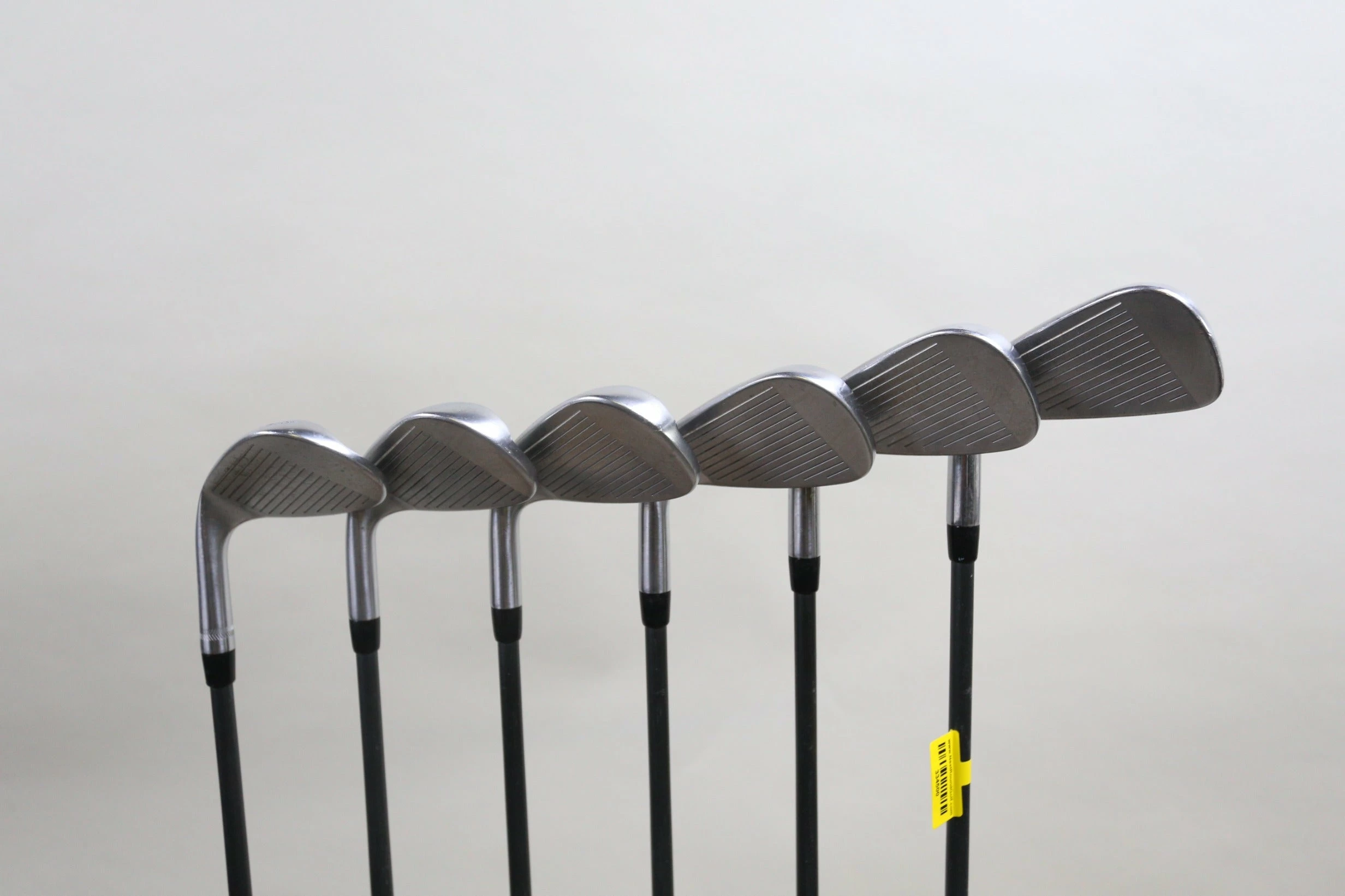 PXG 0311 7-SW Iron Set RH Accra 80i Graphite Shafts Stiff Flex - Image 2